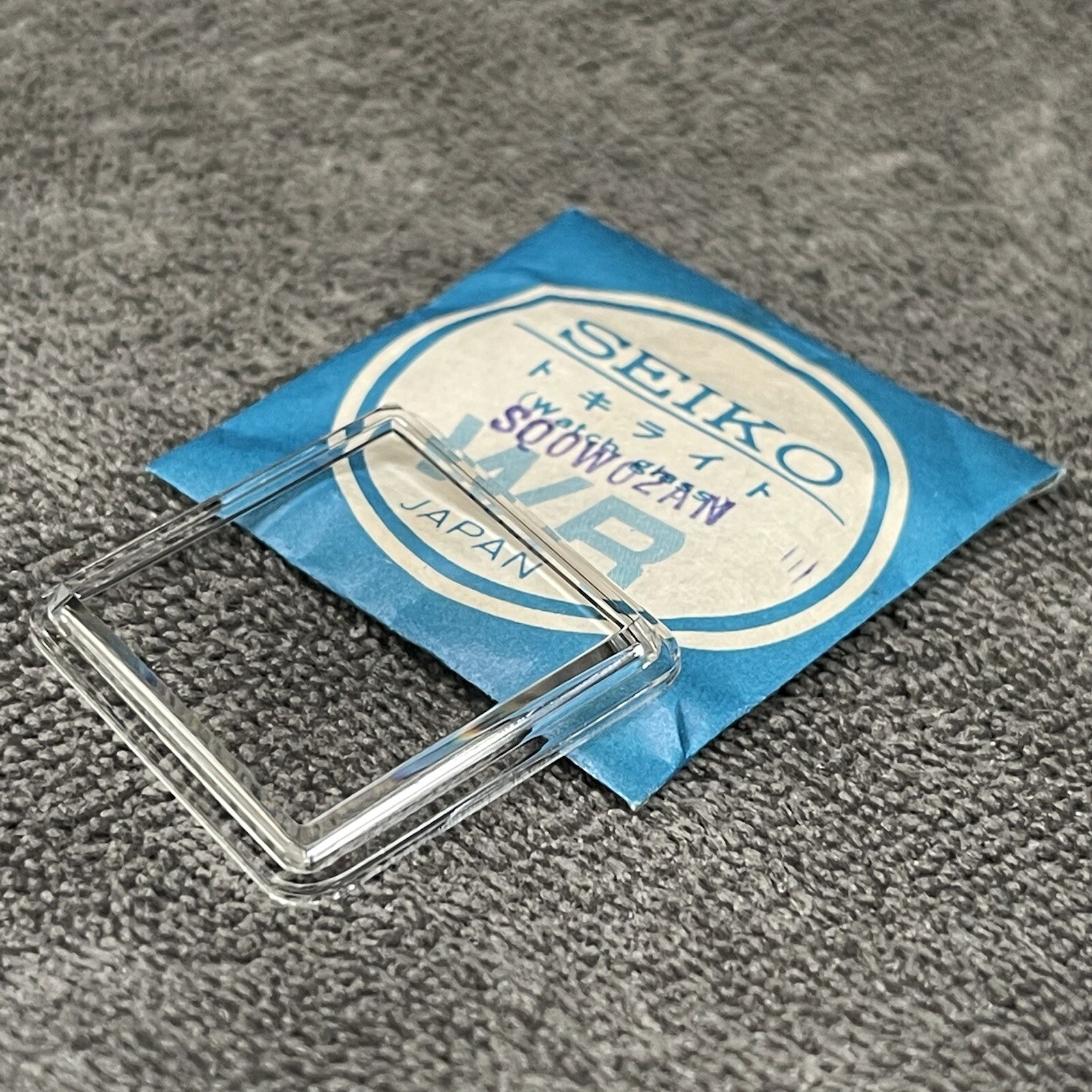 SQ0W02AN NOS GENUINE CRYSTAL FOR SEIKO5606-5110 LM