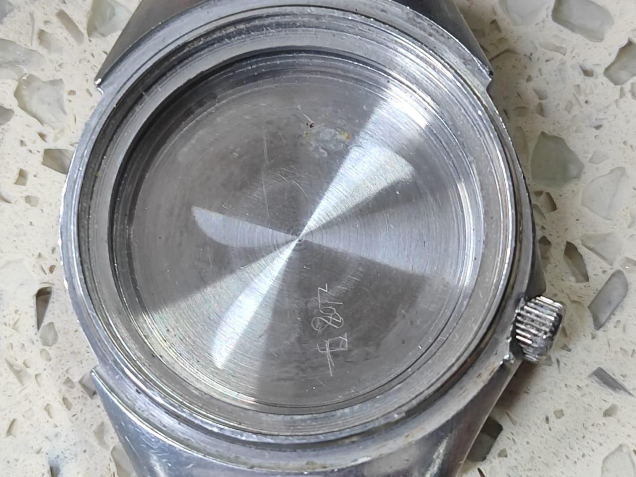1979, Seiko SQ SPORTS 100 Quartz A7123-8210 100 Diver Part CASE without bezel