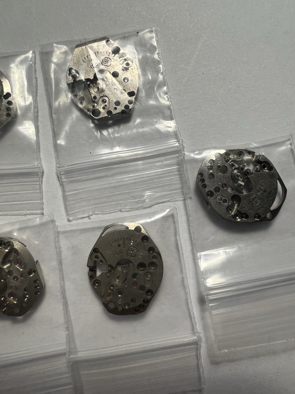 FHF 60 Watch Movement Fabrique d’Horlogerie de Fontainemelon. 1 Piece Random