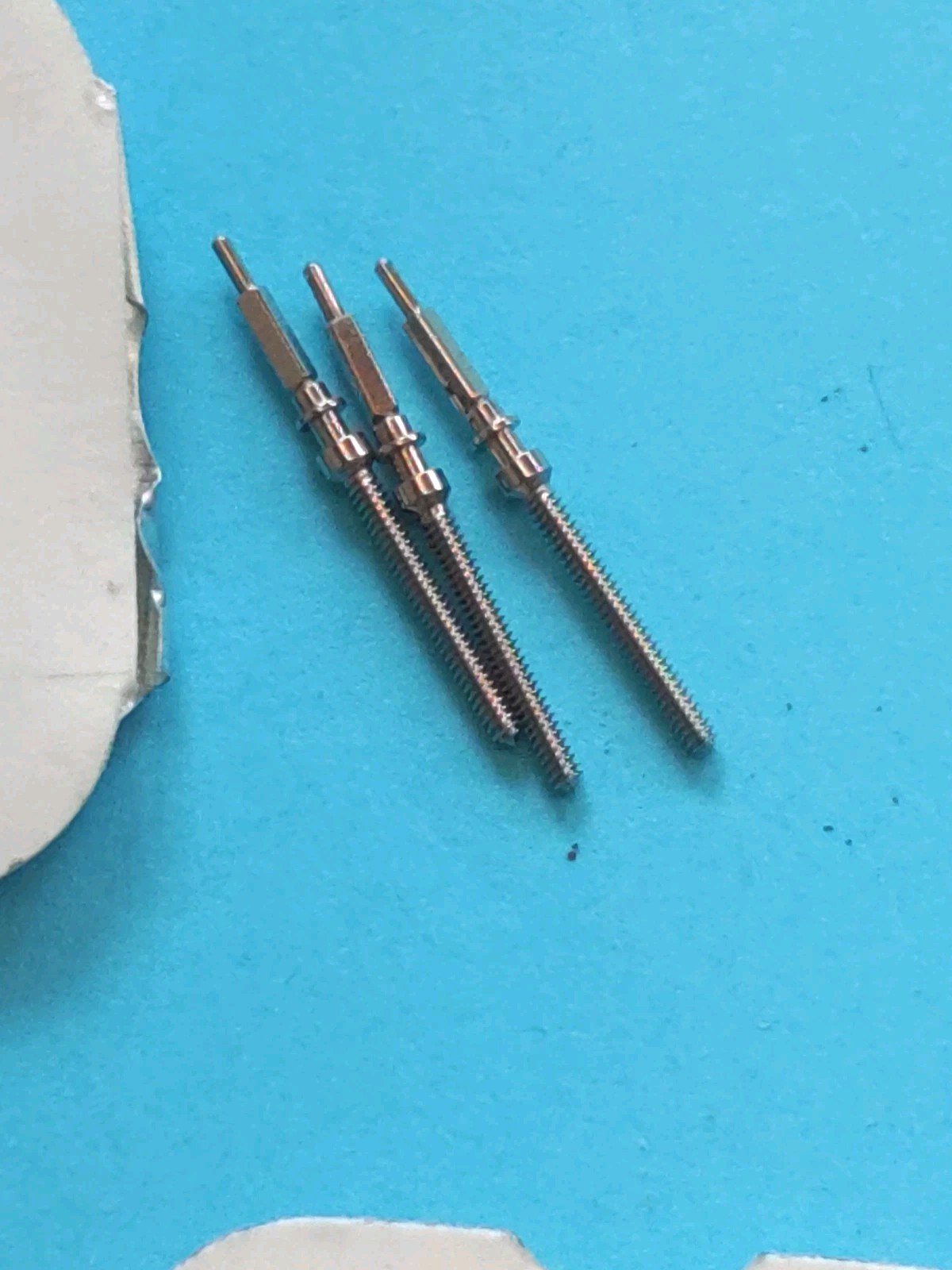 NOS AS 1475 Winding Stem Part #401. Tap 9. Pristine.