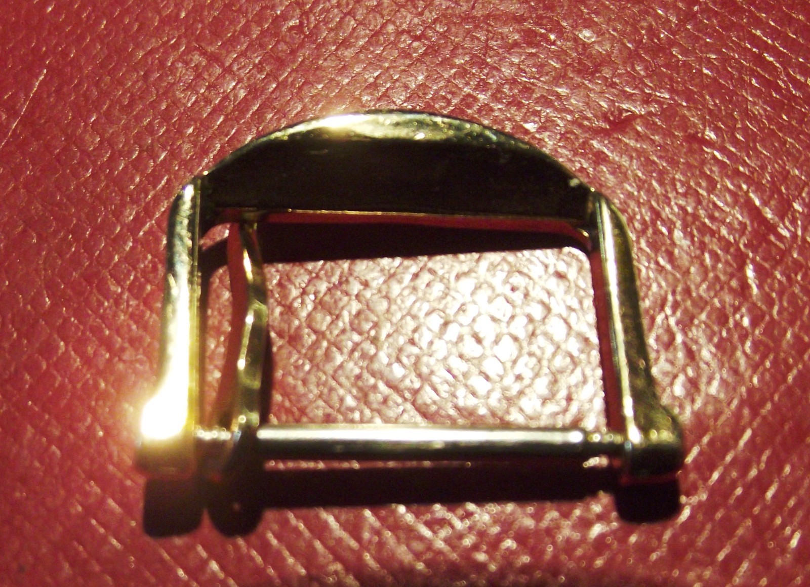 I.W.C. – RARE VINTAGE BUCKLE – 16mm INSIDE – YELLOW GOLD COLOR – SWISS MADE