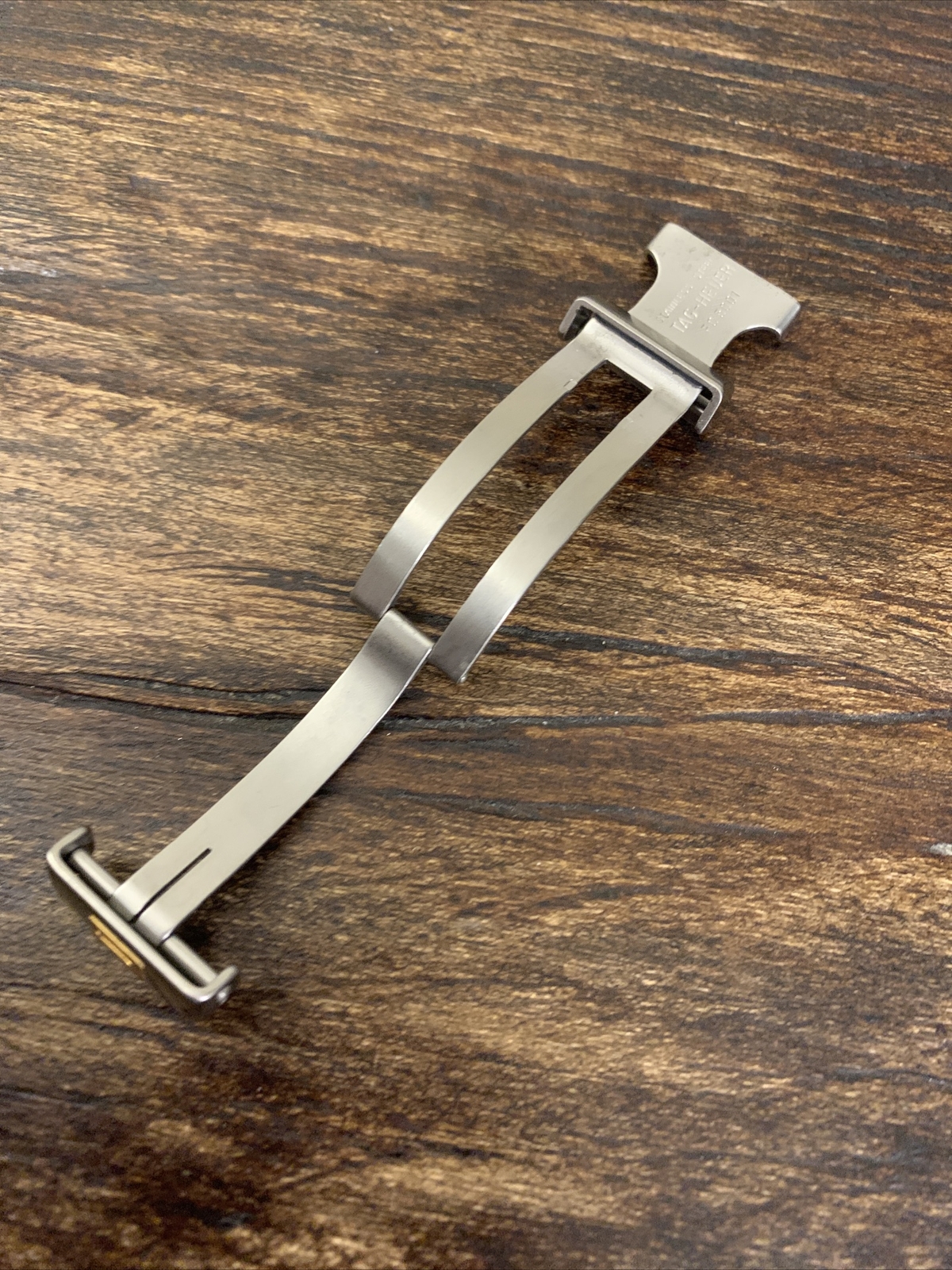TAG Heuer FC 5001 Clasp Buckle 17 mm 2-Tone Silver with Gold Logo Authentic OEM