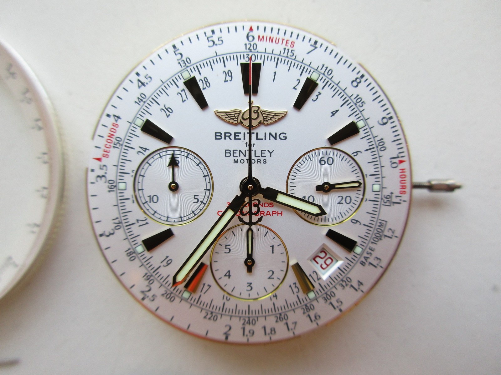 Breitling Bentley ETA cal. 2892A2 Swiss watch movement dial hands bezel crystal