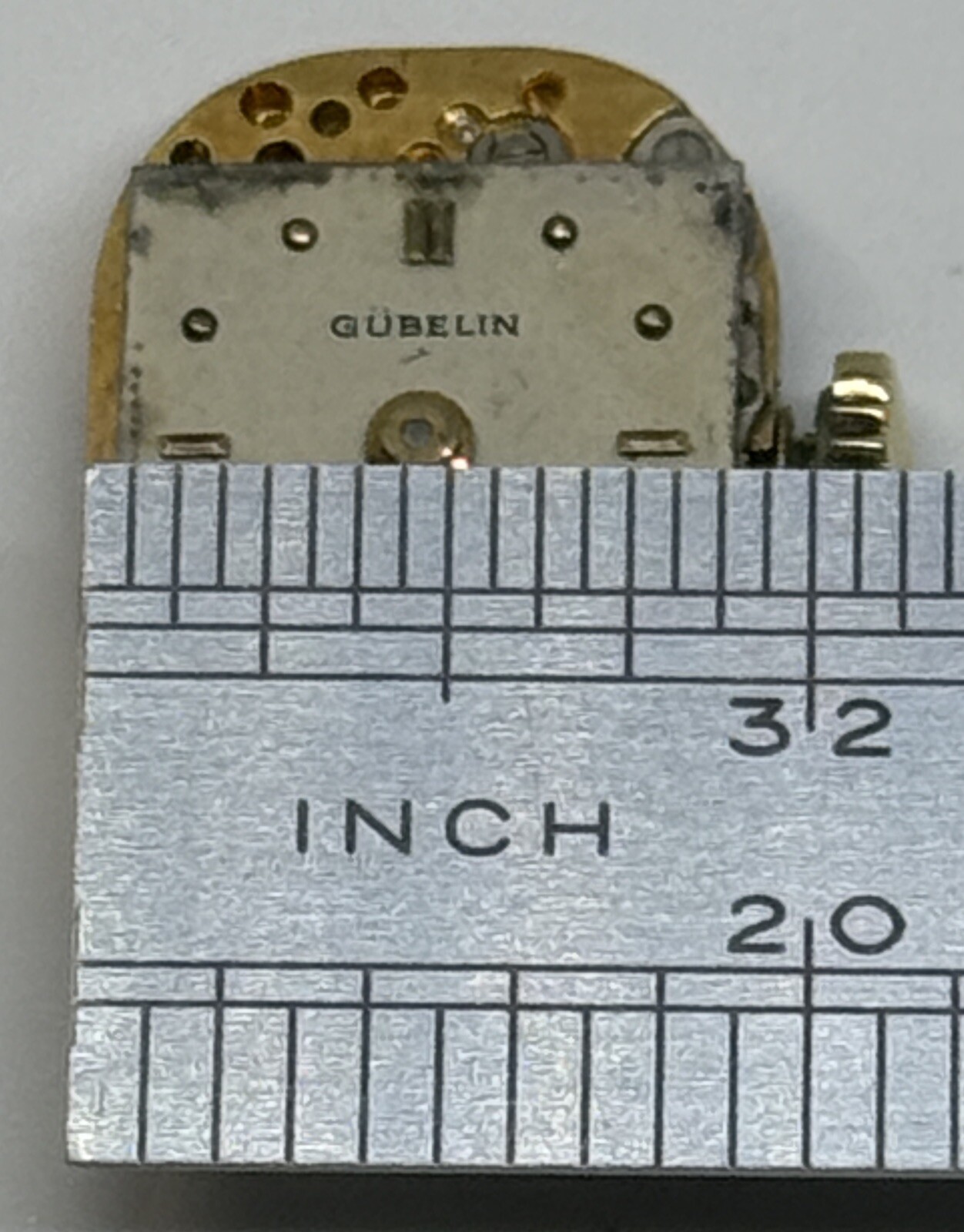 Gubelin/Sellita 976 MOVEMENT 17 Jewels Swiss Runs