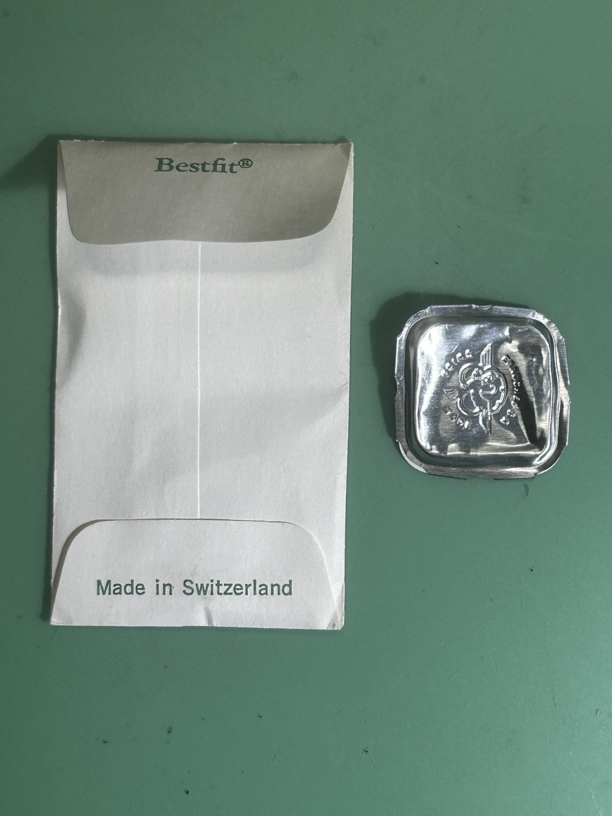 ETA – Cal. 2500 – Winding Stem – Part 401 – .9 mm – Tap 10 – 16 mm long – NOS