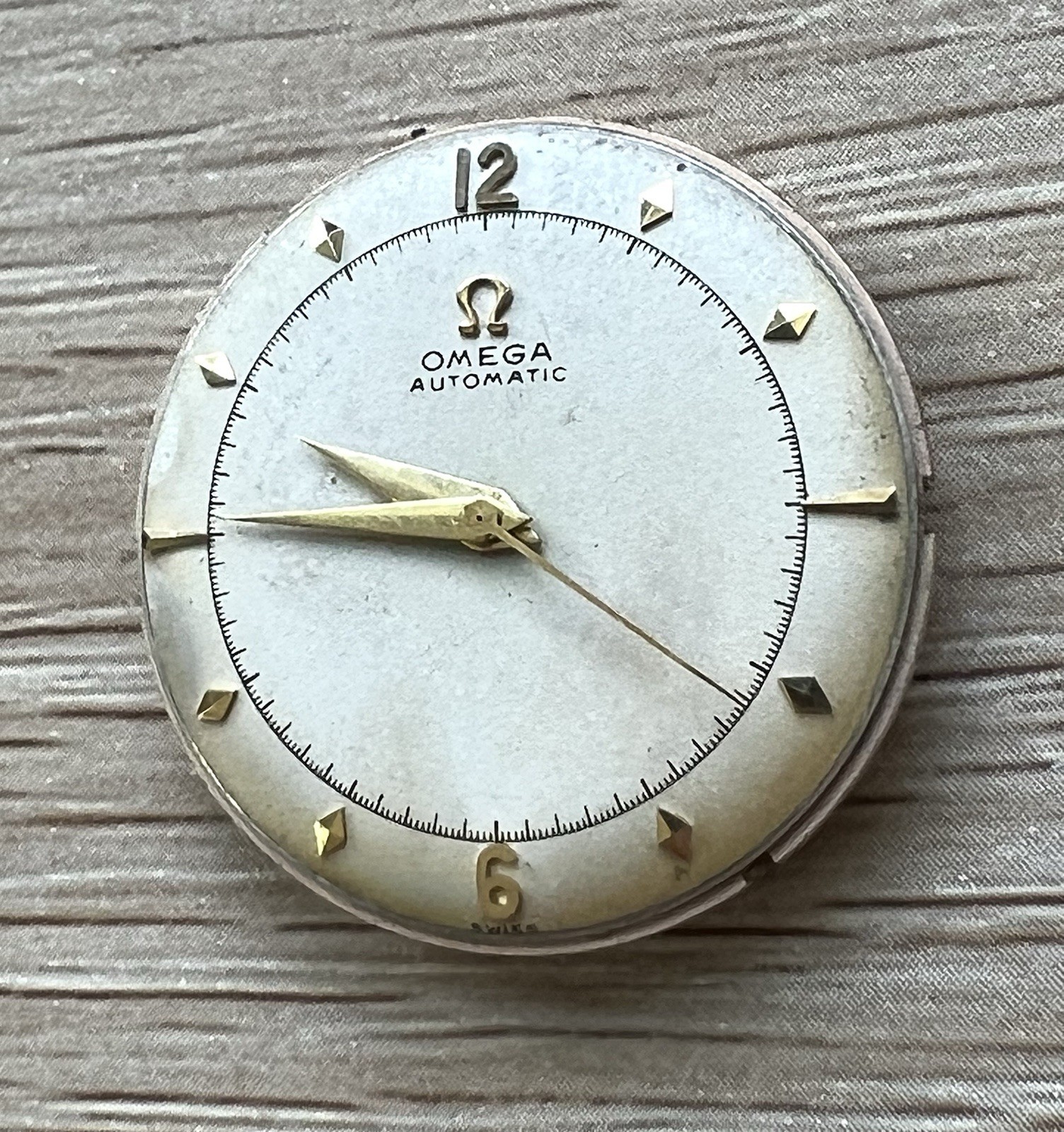 VINTAGE c.1952 OMEGA CALIBER 351 BUMPER WATCH MOVEMENT w/ KILLER ORIGINAL DIAL