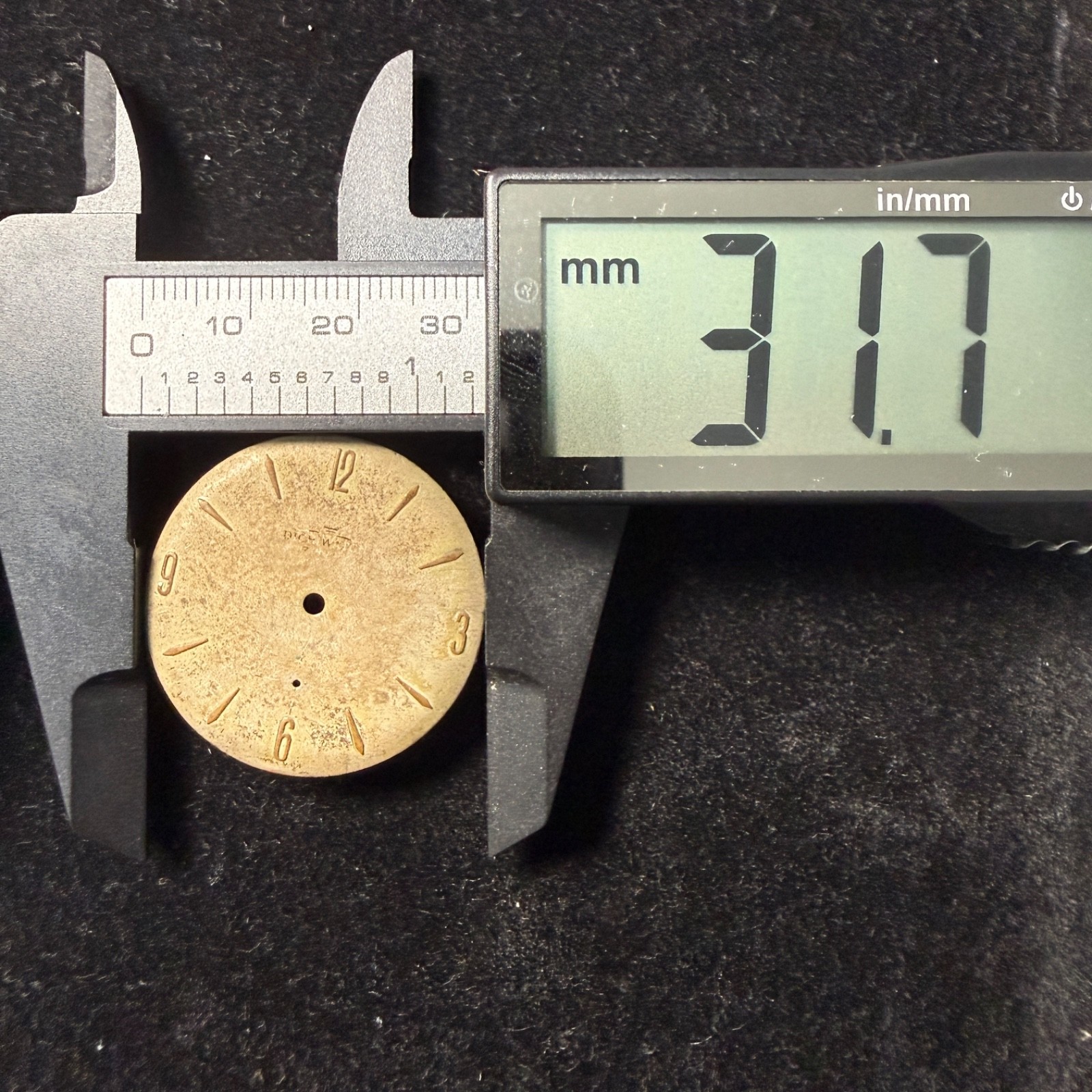 Lot Of Ten Dials For Reprinting: Longines, Perseo, Roamer, Avia, Unver