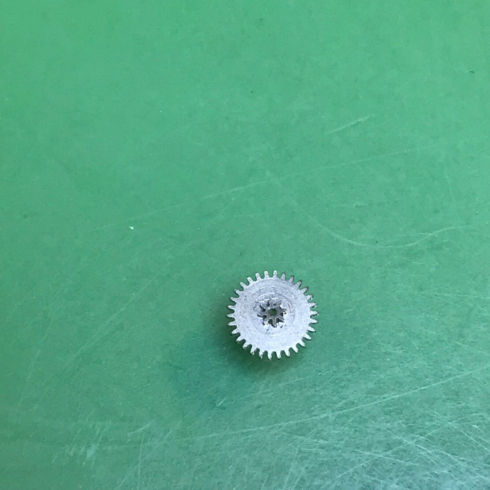 ST Standard Cal. 1686 Minute Wheel Original Watch Parts V52
