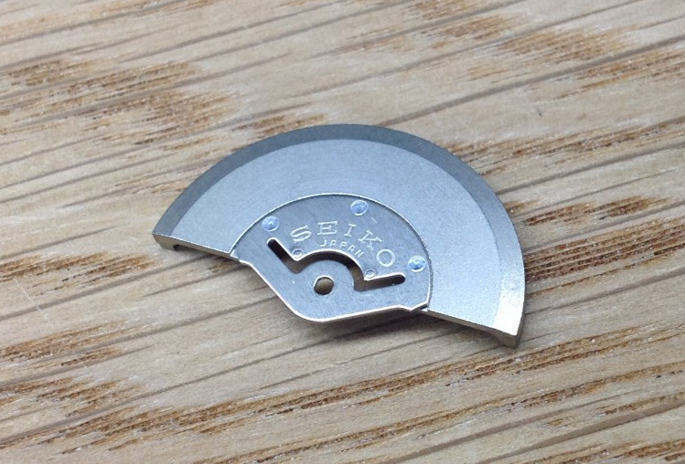 Genuine Seiko Kinetic Watch Oscillating Weight / Rotor – Seiko 5Mxxx