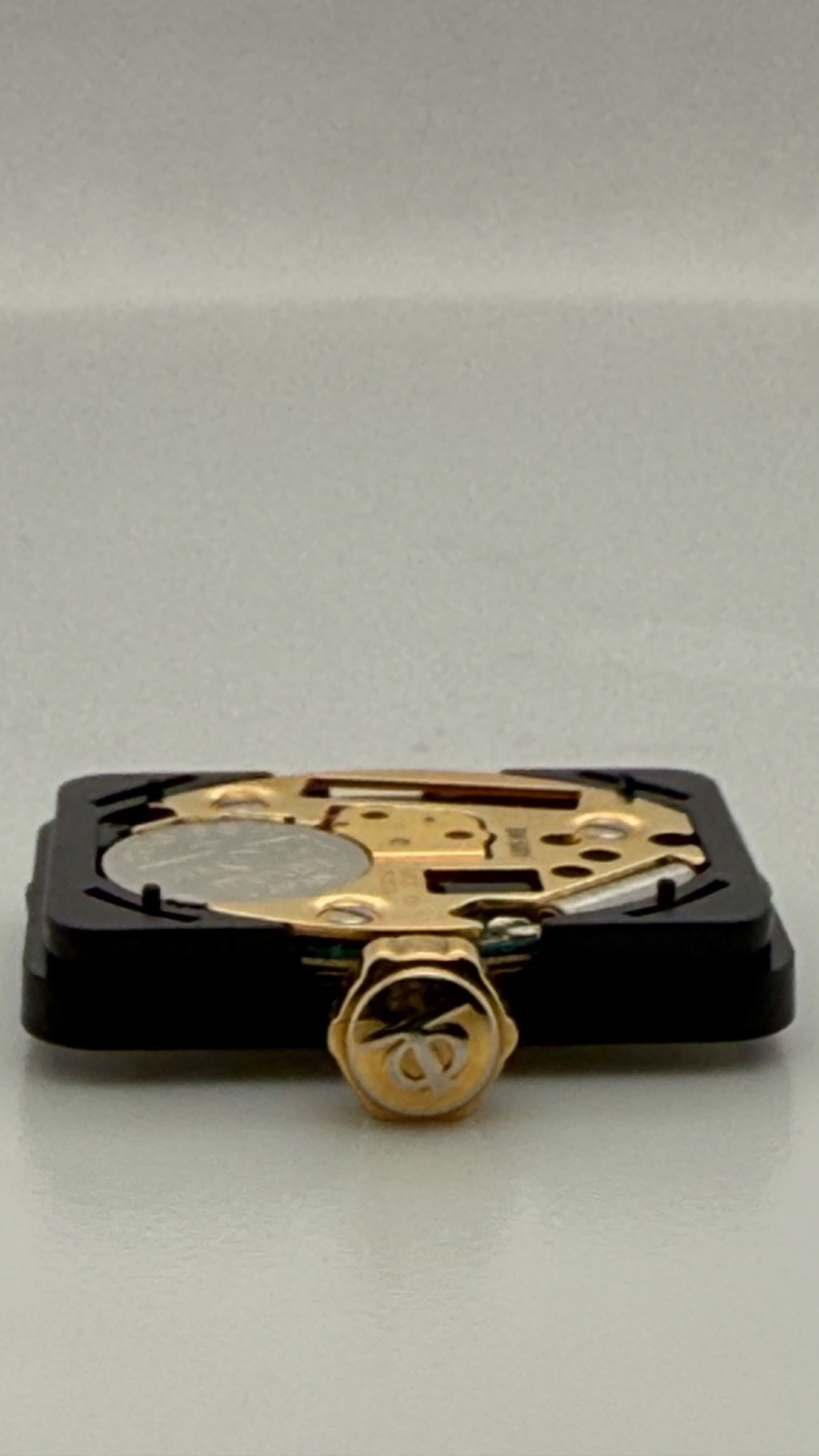 Baume & Mercier Hampton Quartz Watch Movement Mother of Pearl Dial Diamond