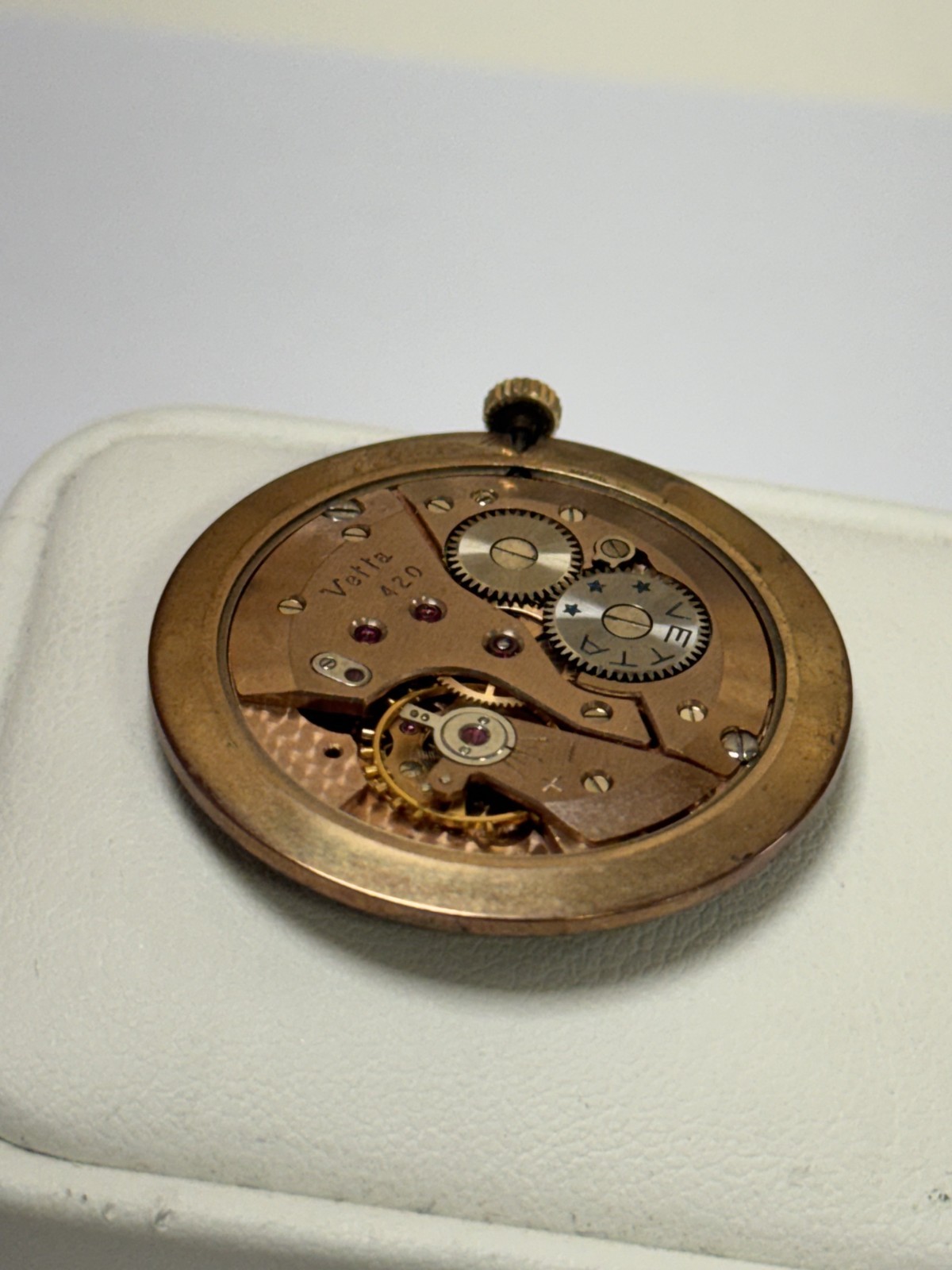 Vetta Movement & Dial Manual Cal.420 Swiss Made Running