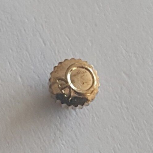 Milus Undercut Gold Plated Crown