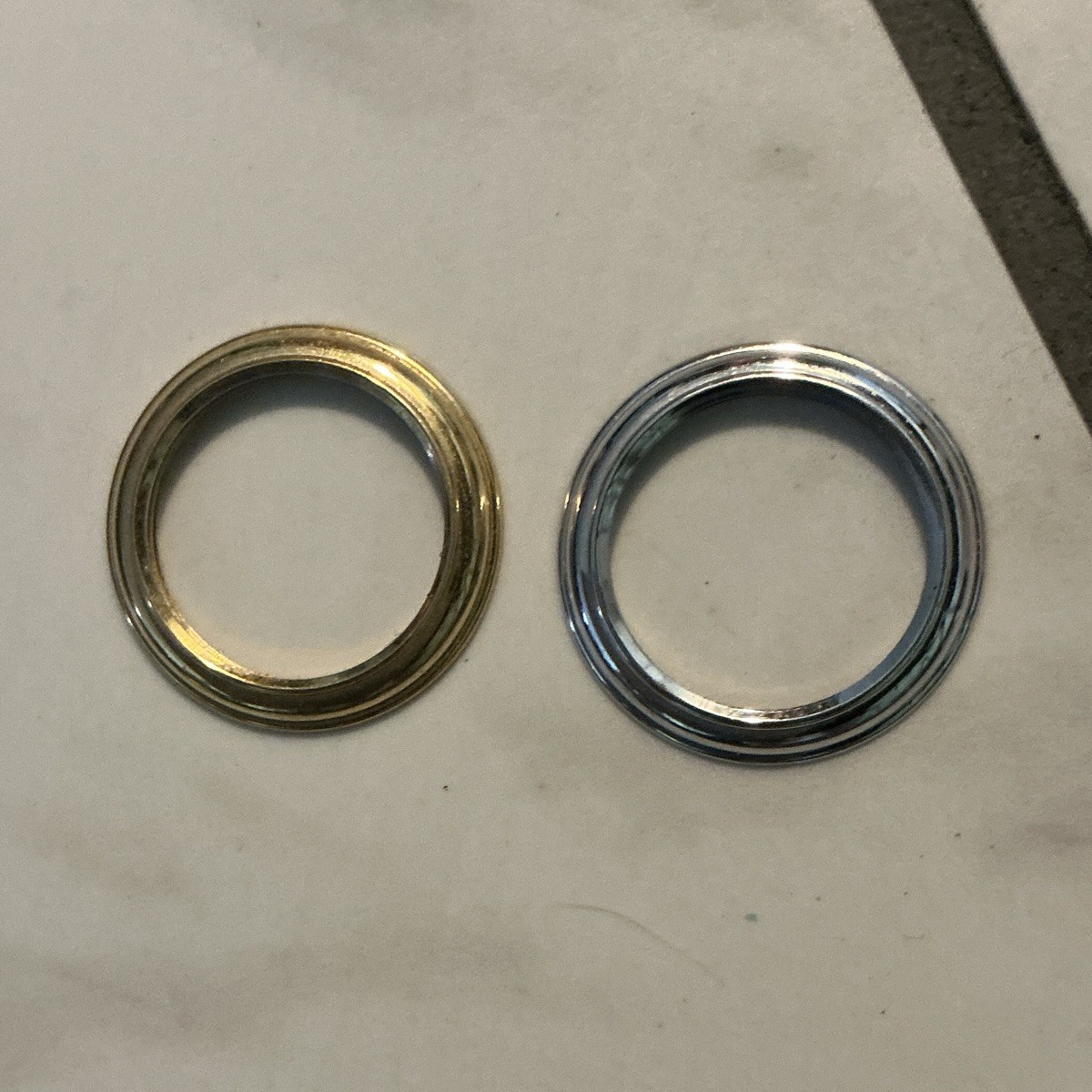 Lot of 2 Metal GUCCI Watch Bezel Rings/Inserts – Gold & Silver Tone