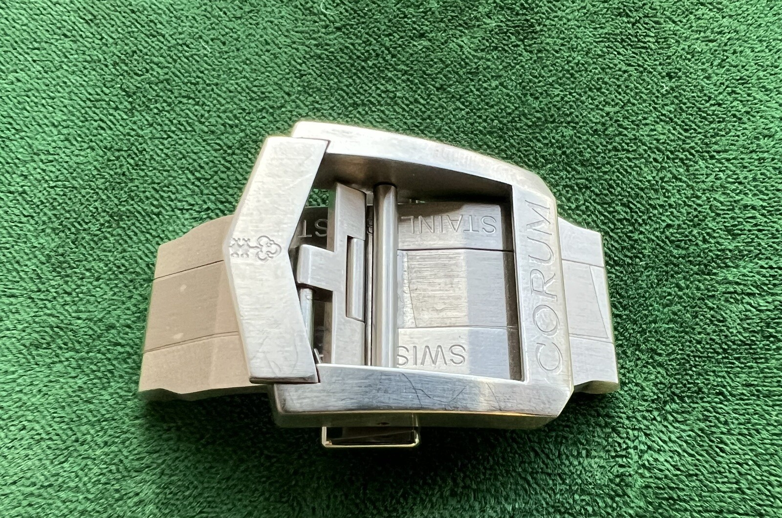 Authentic CORUM SS Deployment Clasp For Admiral Cup Mens Wrist Watch 18mm – #706