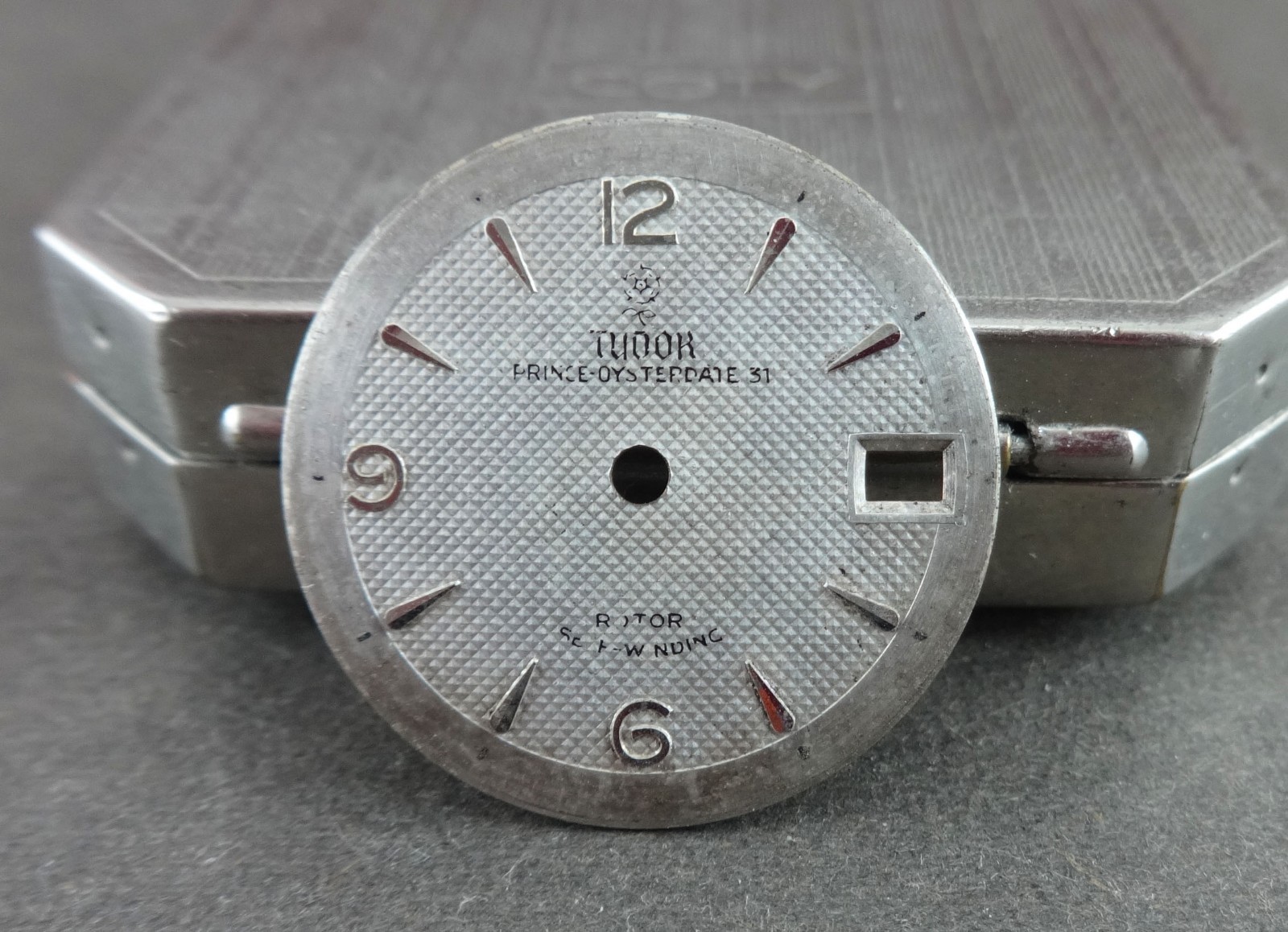Vintage TUDOR Prince Oysterdate 31 Honeycomb 23.2mm Dial
