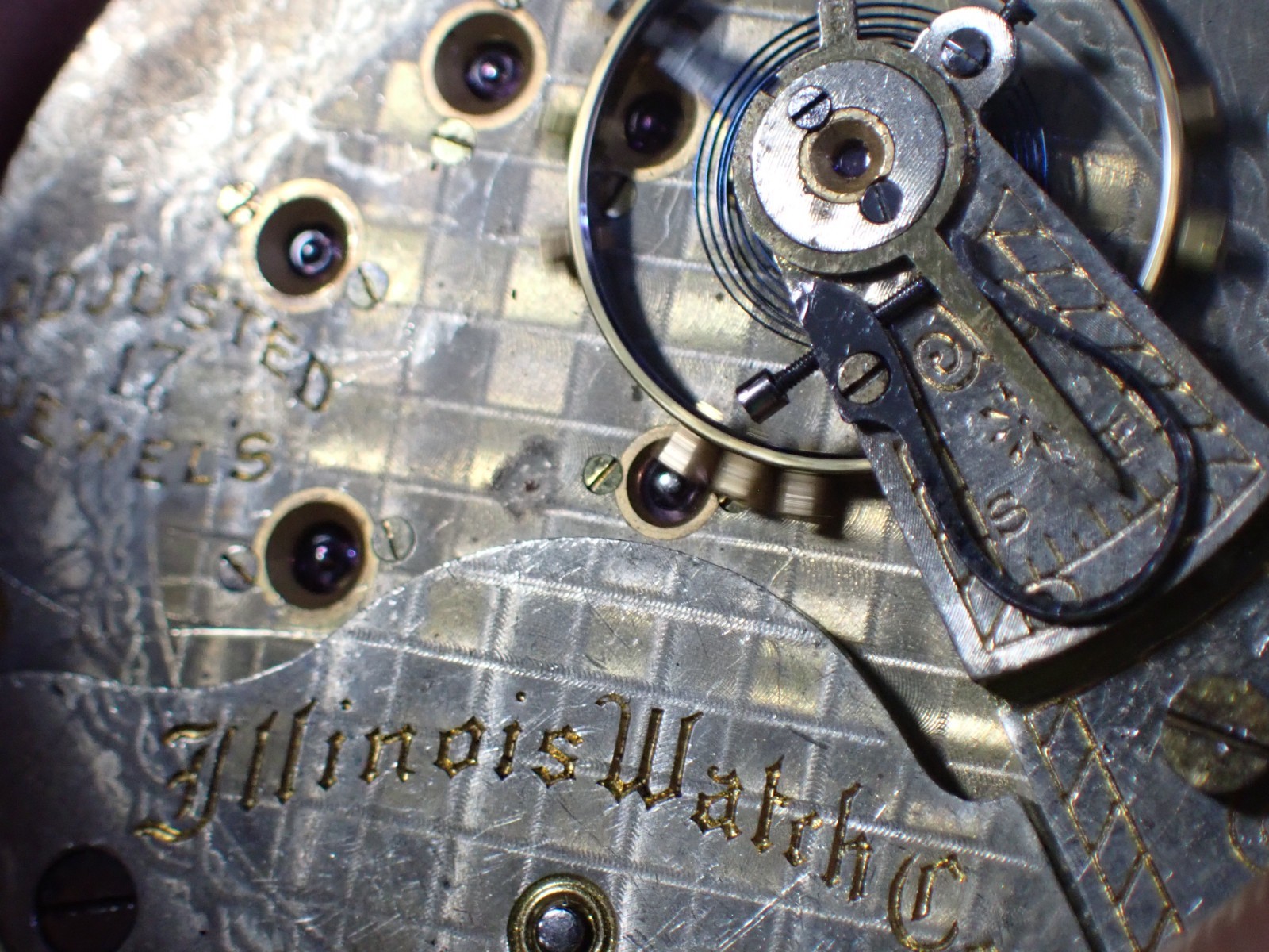Illinois 17 Jewel Adj. Grade 89 Manual Pocket Watch Movement runs 18s 2-Tone
