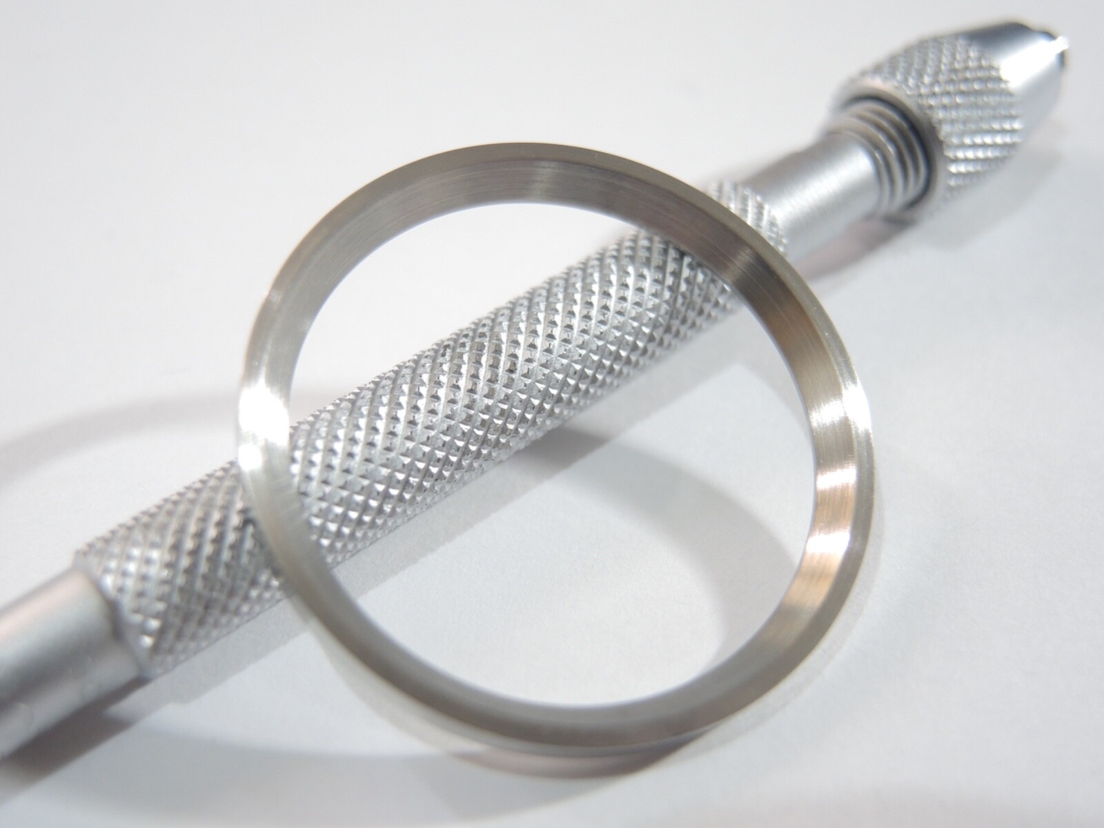 NEW BRUSHED FINISHED STAINLESS STEEL MINUTE TRACK LARGE DIVERS 7002-7001 /700J