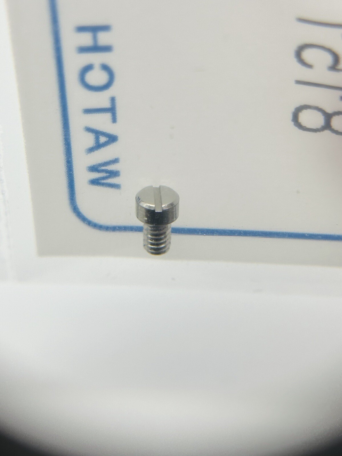 Seiko Sportura kinetic Watch Bezel Screw 7L22-0AE0 7L22-0AD0