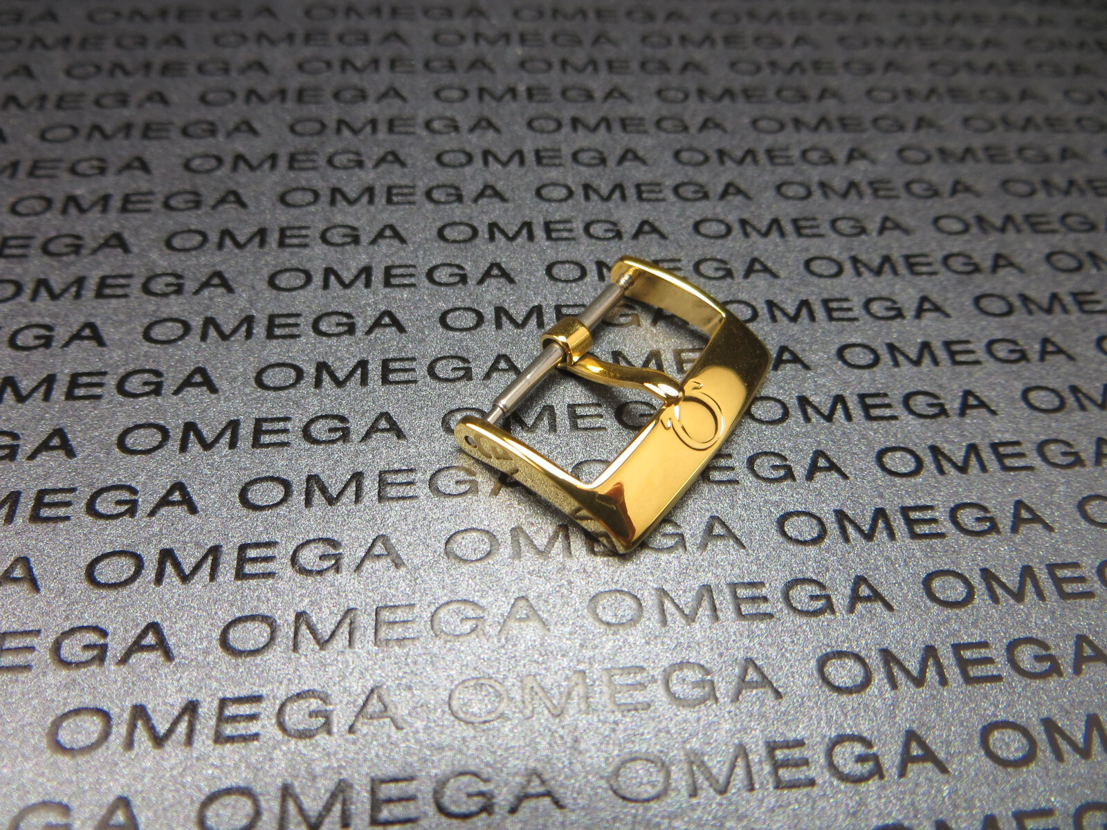 New 18mm Authentic OMEGA Stainless Steel Tang Buckle Gold Plated O Polish 18 mm
