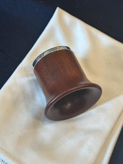 “PATEK PHILLIPPE” WOODEN LOUPE-GLOVE-NAVY BAG & STAMPED CLOTH “Price reduction!”
