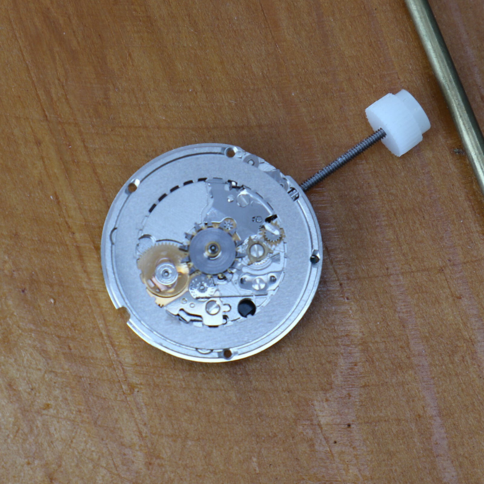New Genuine ETA 556.125 Quartz Watch Movement No Day or Date New Old Stock