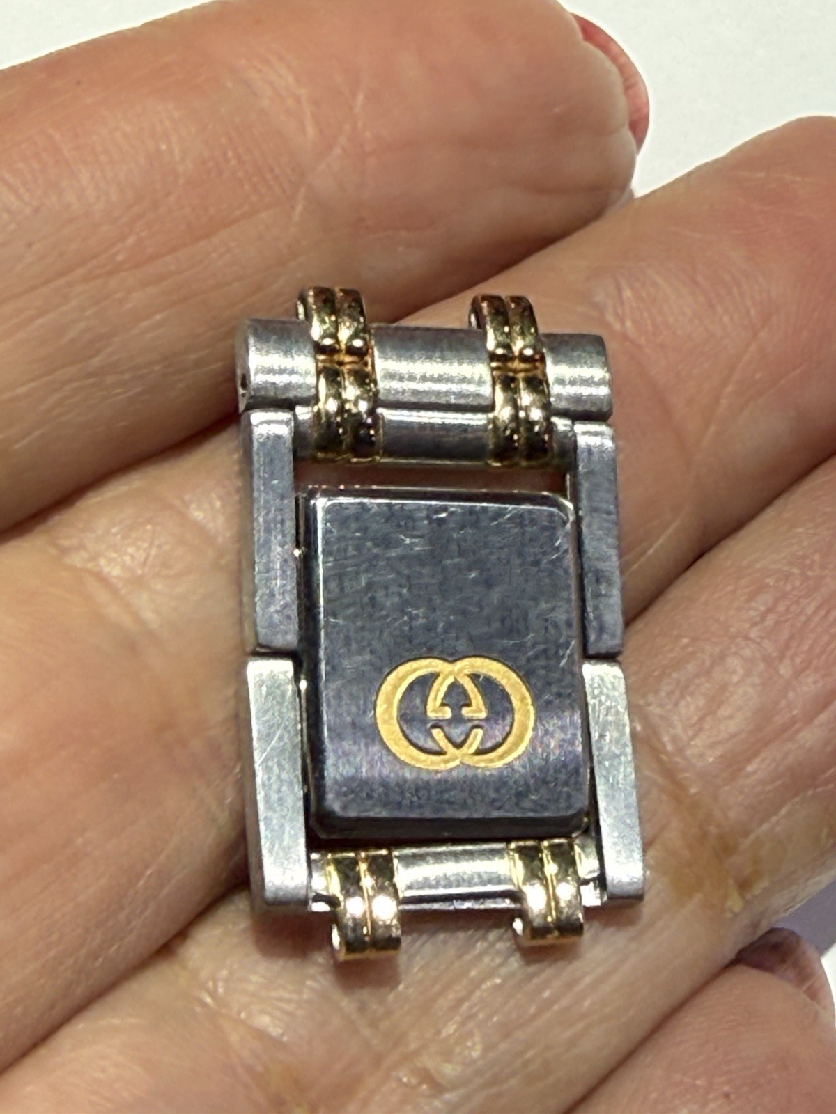 New Old Stock Vintage Gucci 9000M Mens Watch Band Lock