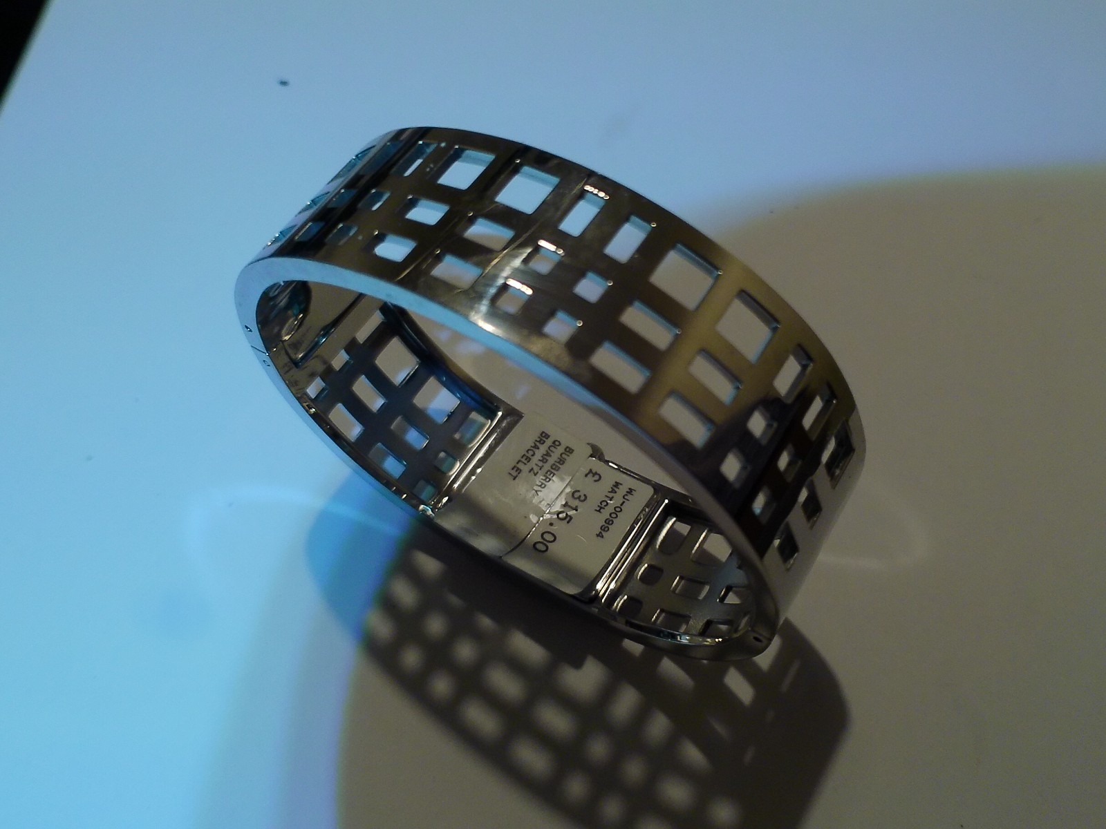 NOS Genuine LADIES BURBERRY watch, model BU4702, qtz swiss m/ment,