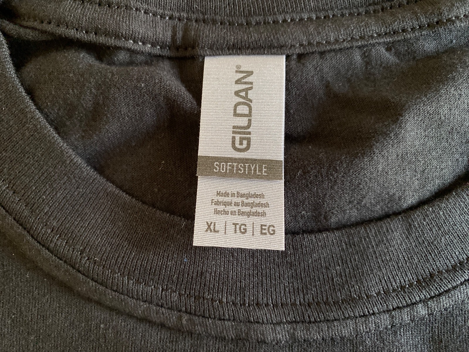 T-Shirt – REVOLUTION – Size XL – Black Color