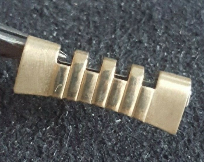Omega Gold Plated Shiny-Brush Finish End Piece Number 609