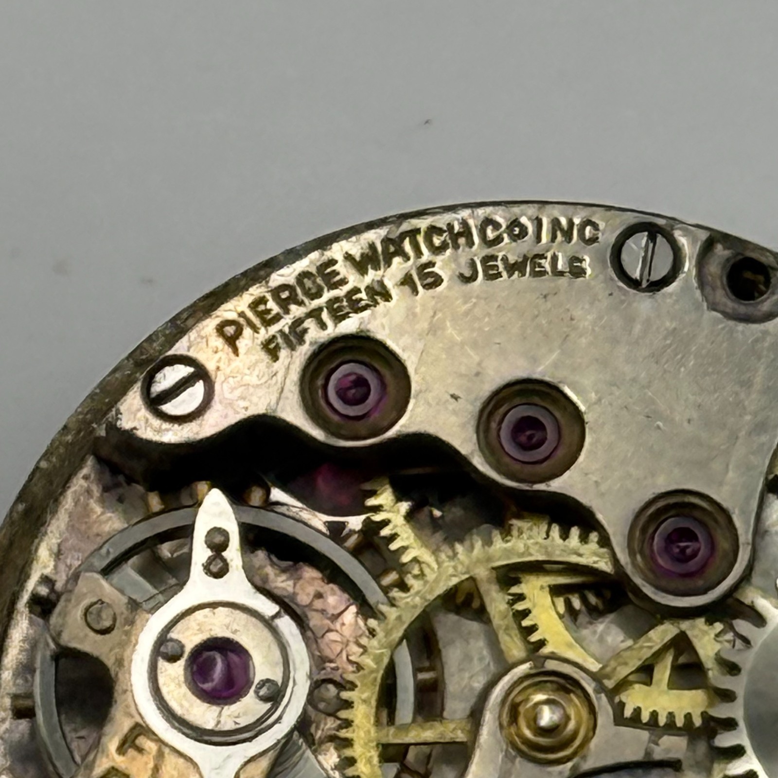Pierce Watch Movement Swiss 15 Jewels Sub Seconds Manual Wind Parts 23.6mm