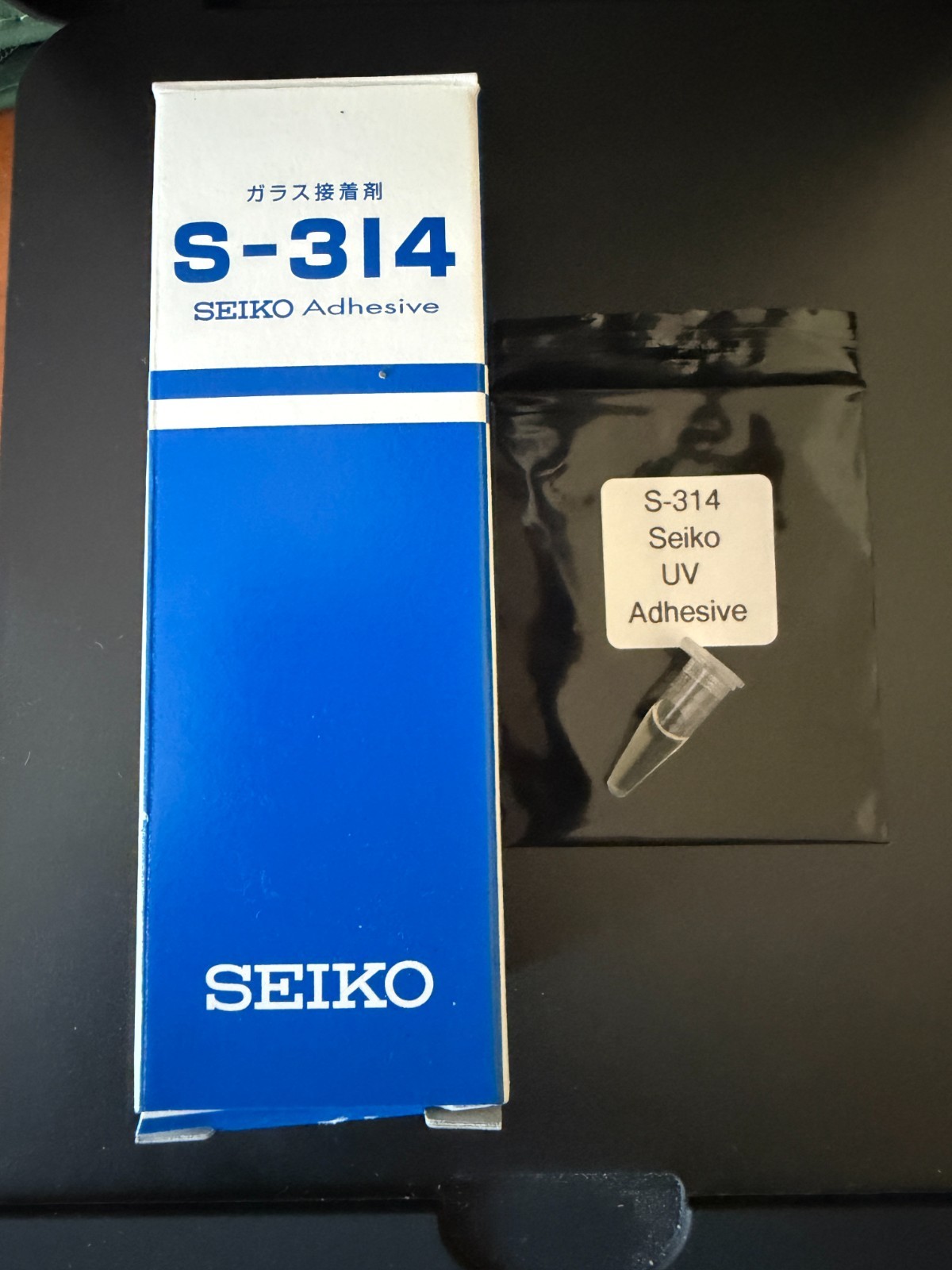 Seiko S-314 Clear UV Adhesive Custom Size 0.1ml for Cylops – Date Magnifier etc.
