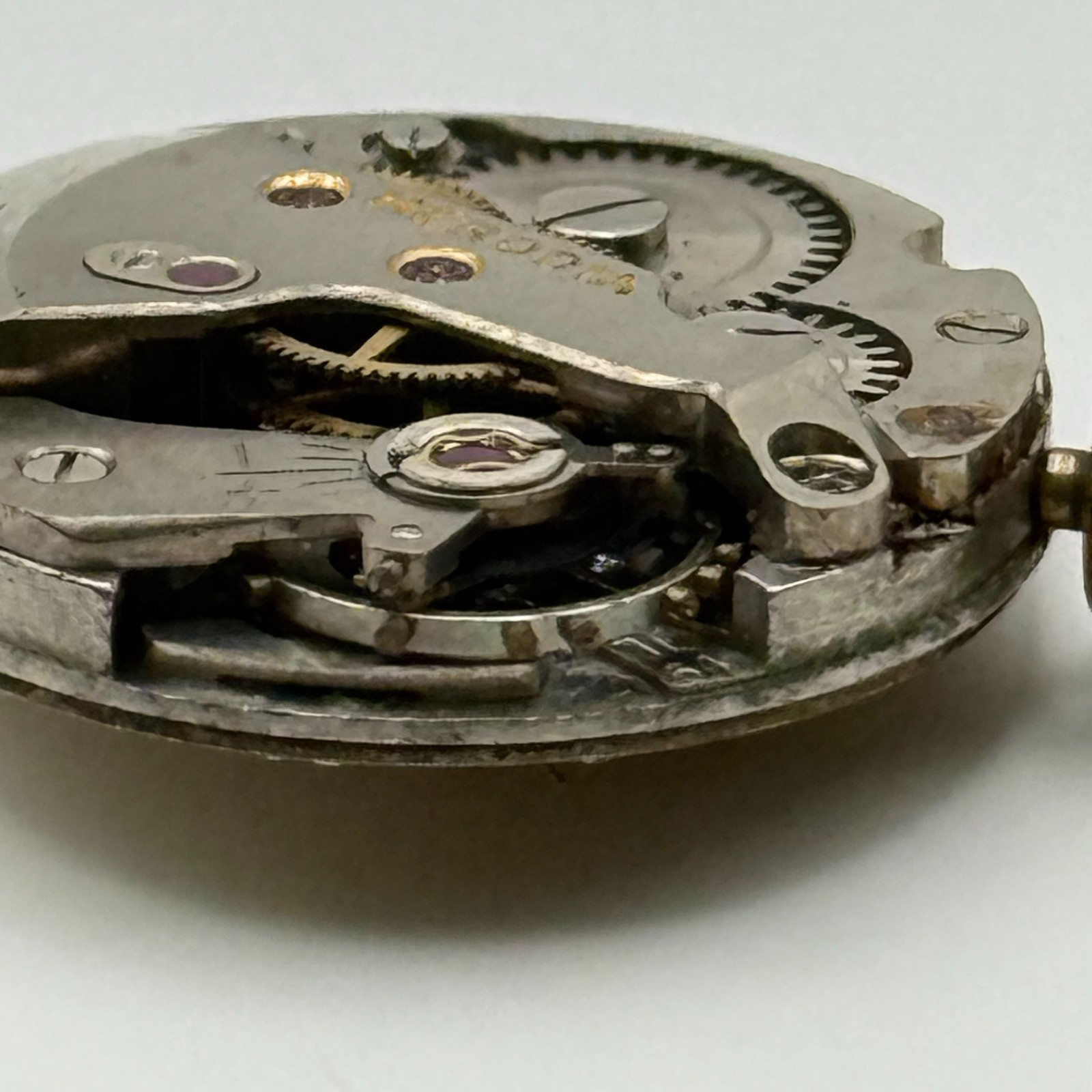 FHF 64 Watch Movement Herodia Ancre 17 Rubies Swiss Vintage Parts Repair 19.2mm