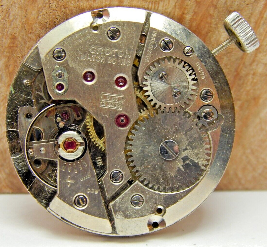 Vintage Croton Equator V37 B4804 men’s wrist watch movement with dial & crown