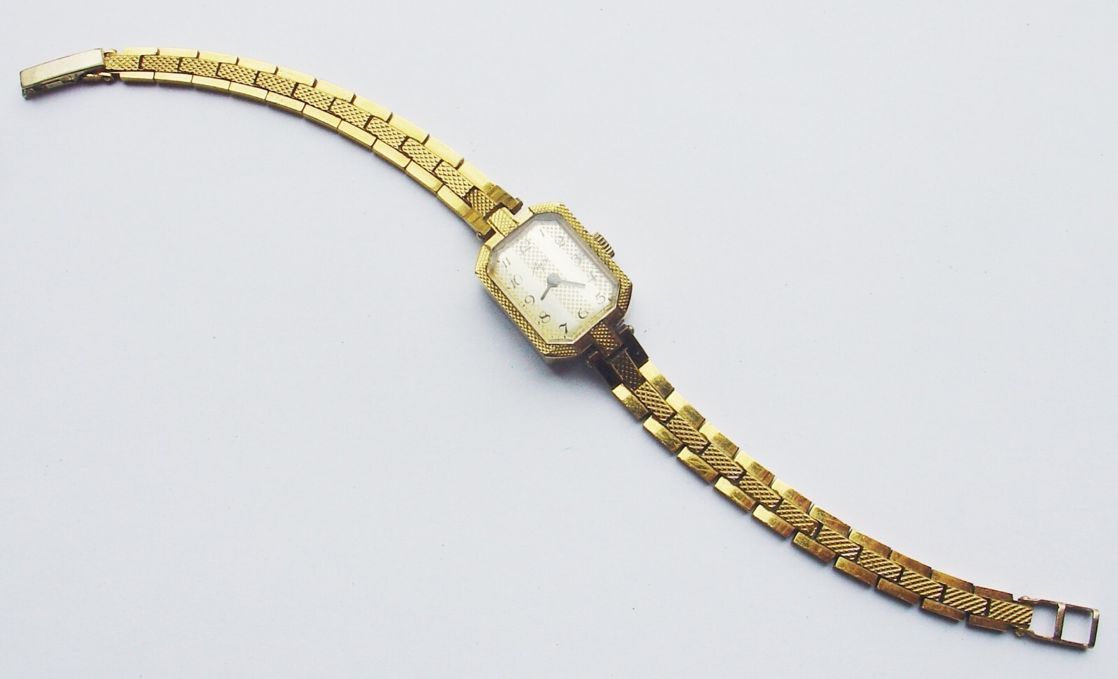 Serviced Ussr Soviet Russian Luch Jewel Womens Watch Mechanical Wrist Ladie
