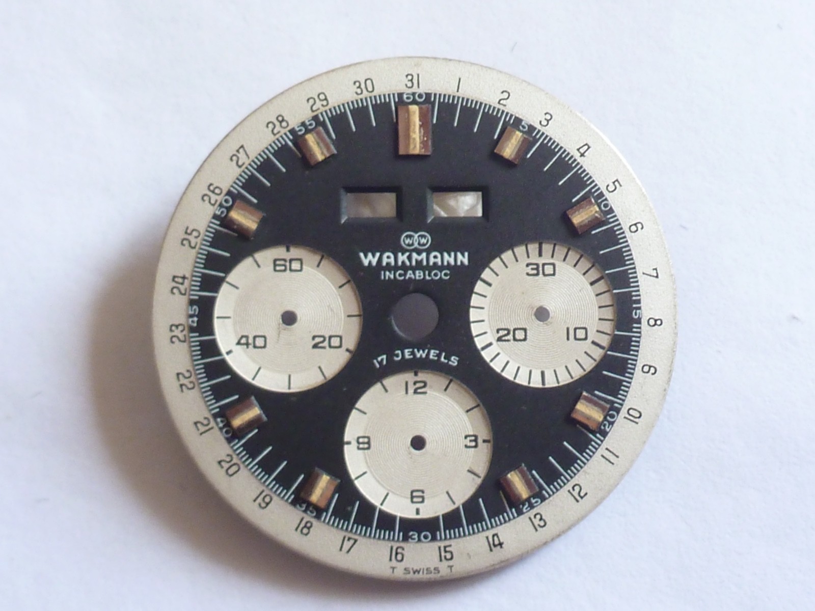 Vintage Wakmann Triple Date Chronograph Black with Valjoux 72C vintage 32,5mm