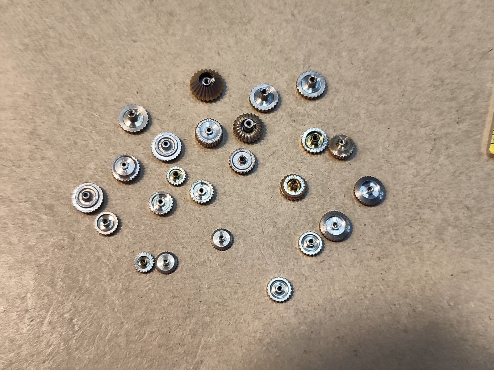 Lot Of 24 Mixed Vintage White GF, SS, & Chrome Pocket & Bracelet Watch Crowns
