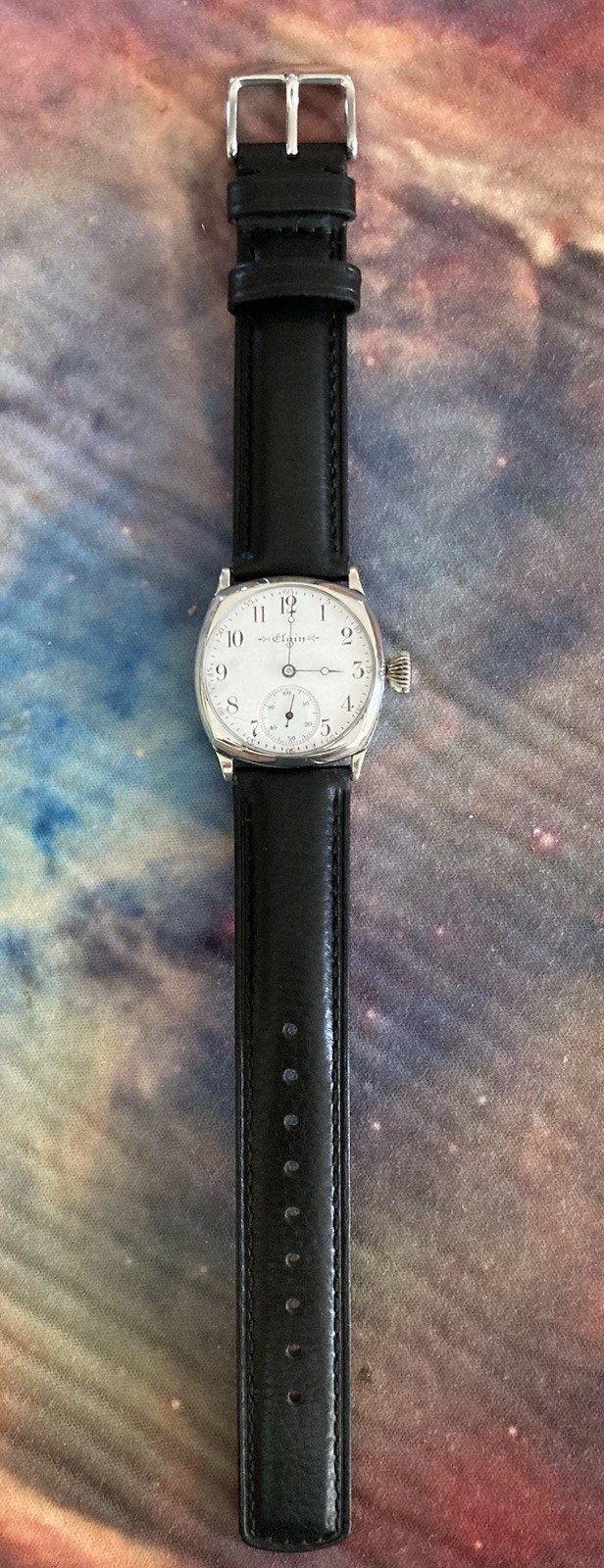 Elgin 1901 RR Dial Illinois W.C.Co Cushion Case 0 Size 11J Vintage Watch