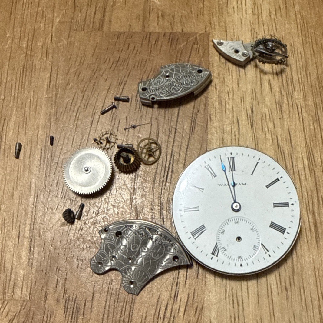 Vintage Waltham Watch Parts – SEE PHOTOS