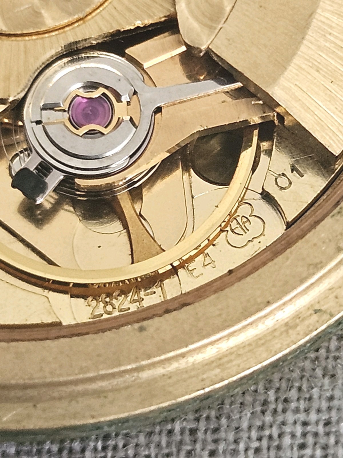 Vintage ETA 2824-1 Automatic Watch Movement – GARRARD
