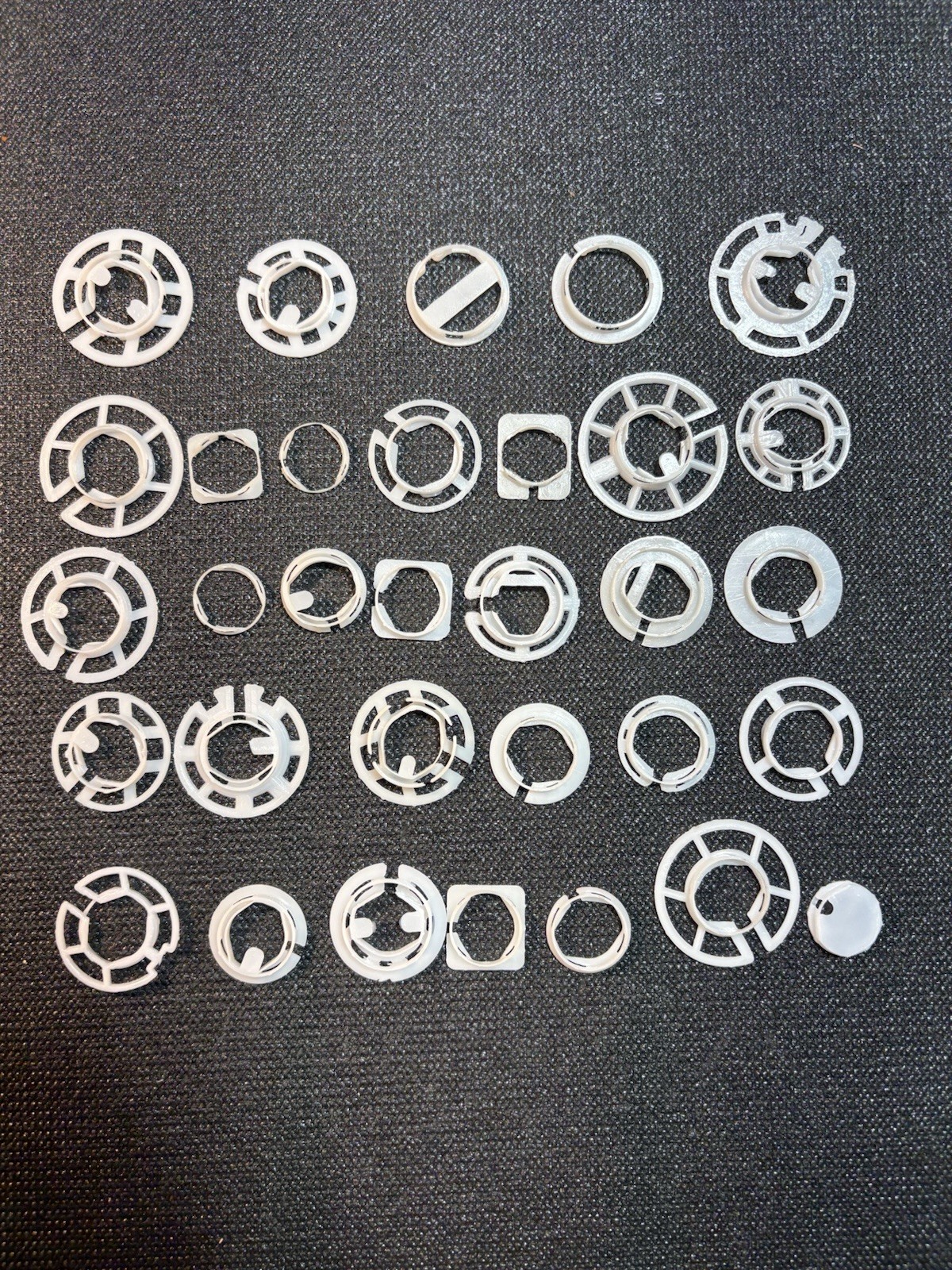 Plastic Watch Movement Holders Watchmakers Parts Lot (32) Variety,DIY,Crafts