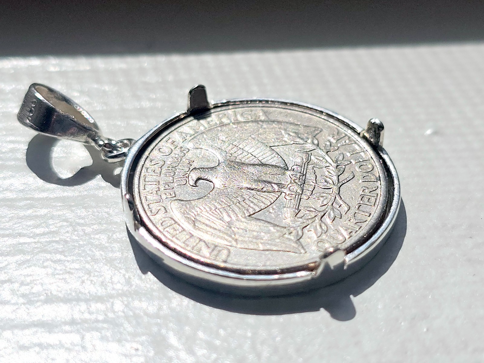 925 Sterling Silver Prong Back Diamond Cut Bezel for 24mm Quarter 25Cent Coins