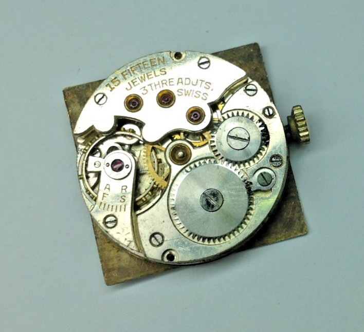 Gents WYLER Mechanical Watch Movement – MUIR & Sons GLASGOW – Restoration