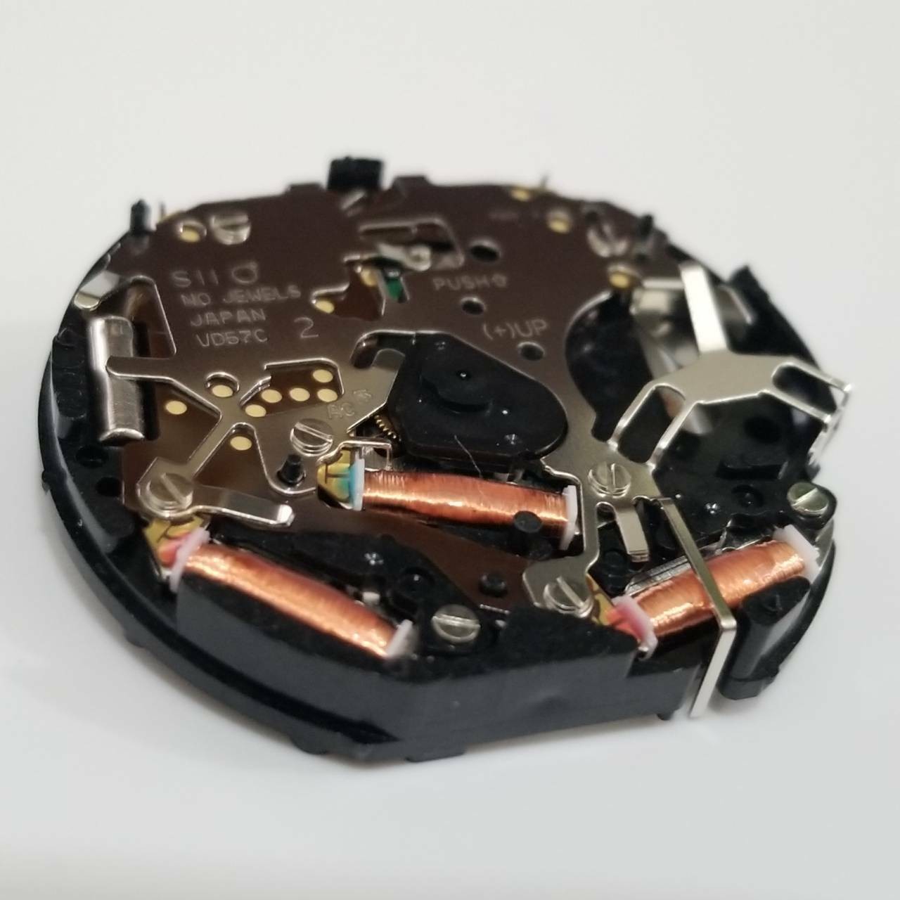 For Genuine Japan SII VD57C Quartz Watch Movement 3 Eyes 6.9.12, Date at 3