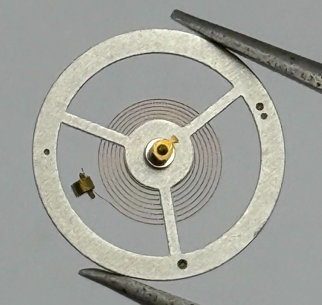 EB 8800 Balance Wheel Complete And Spring 12’’’ Renata 1309 Watch Movement Parts
