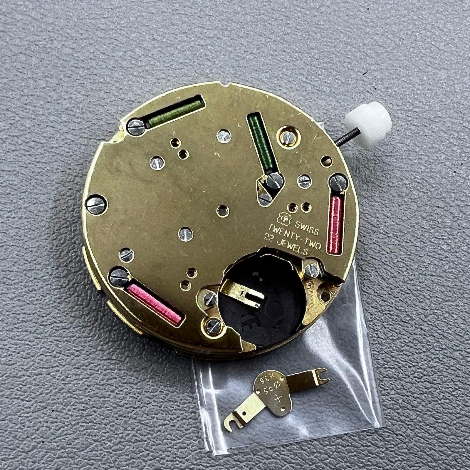 Golden Quartz Watch Movement ETA251.272 ETA251.274 White Disk Date at 4