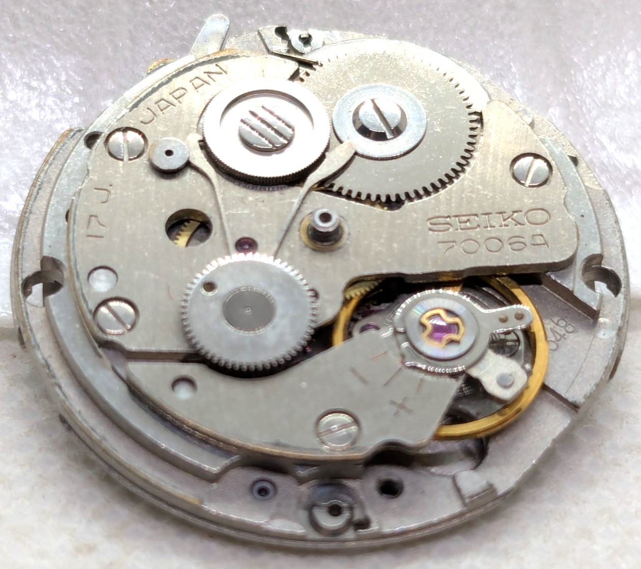 Seiko Caliber 7009A Mechanical Automatic Watch Movement 27 mm 17 Jewels VTG
