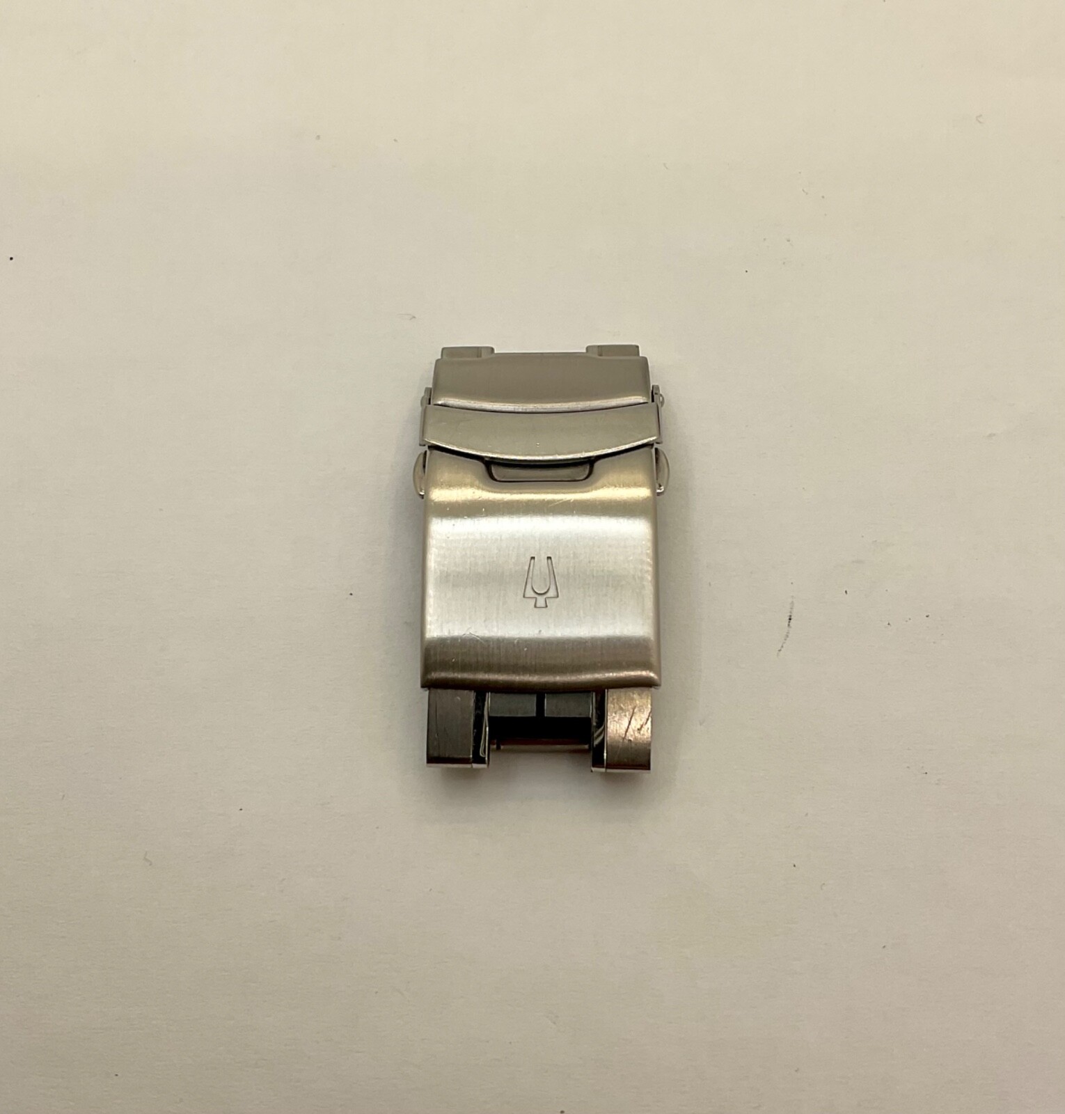 Bulova Model 98B180 Caseback C9601036 Clasp