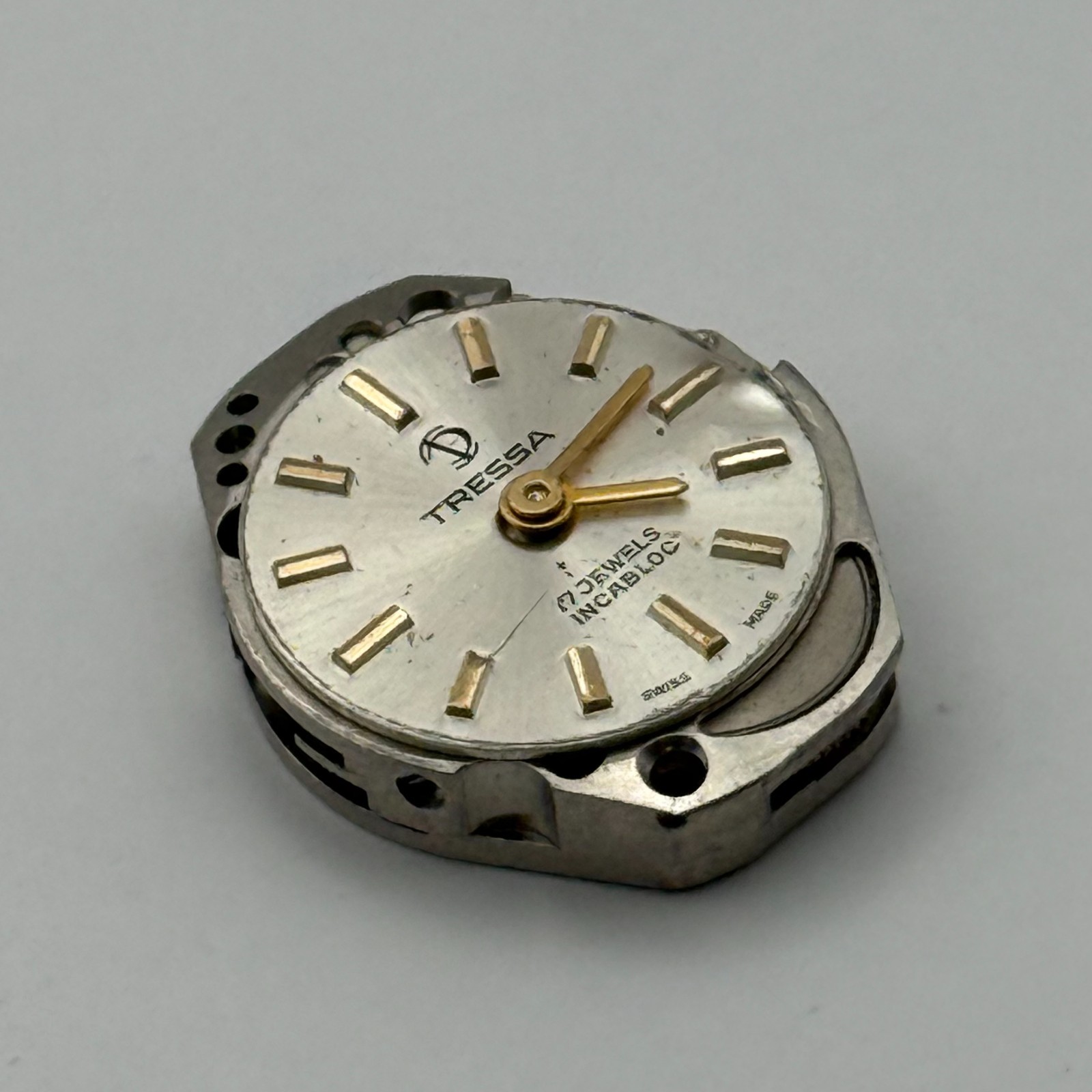 FHF 69-21 Watch Movement Tressa Swiss 17 Jewels Manual Wind Parts Repair 15.3mm
