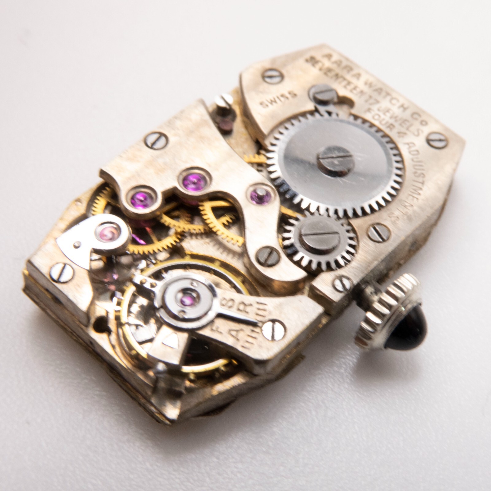 Vintage Aara 15.2 x 25 x 4.8 mm 17-Jewel Wristwatch Movement, Exploding Dial