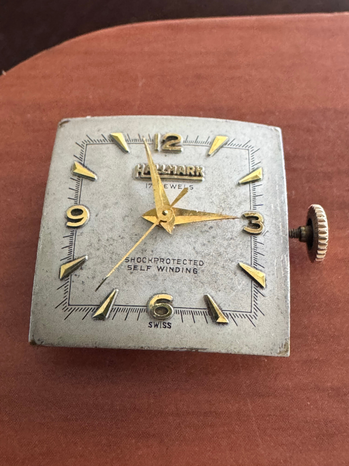 VINTAGE MEN’S HALLMARK AUTOMATIC WRIST WATCH MOVEMENT CAL. AS 1320 KEEPING TIME